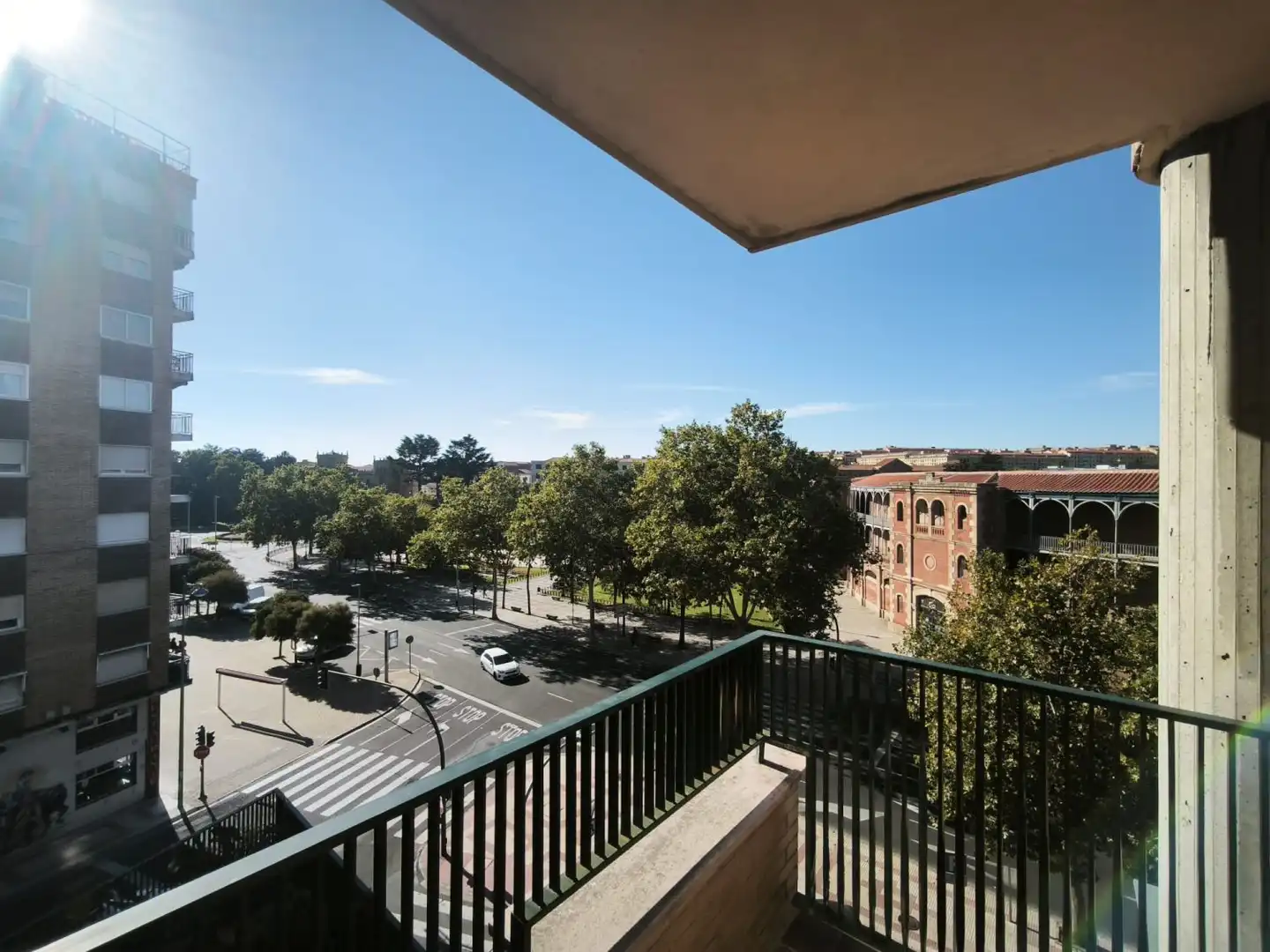Vista exterior de Pis de lloguer en Salamanca amb Calefacció, Parquet i Terrassa