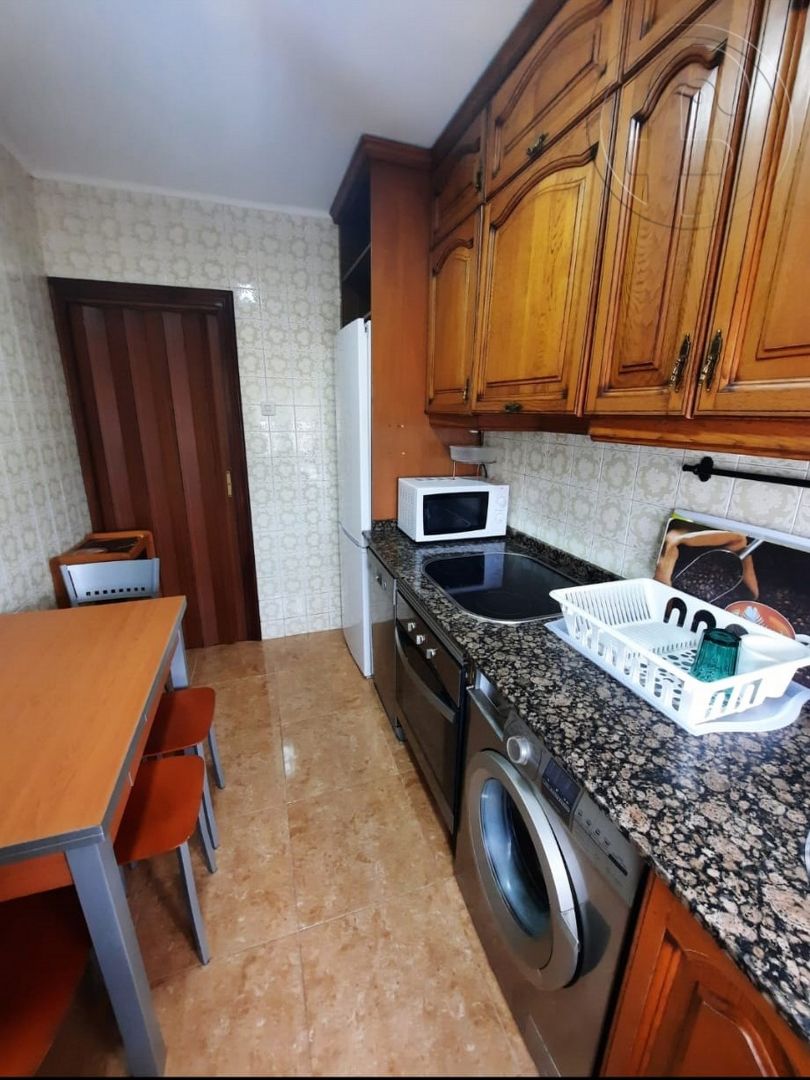 Kitchen of Flat to rent in Santander  with Heating and Furnished