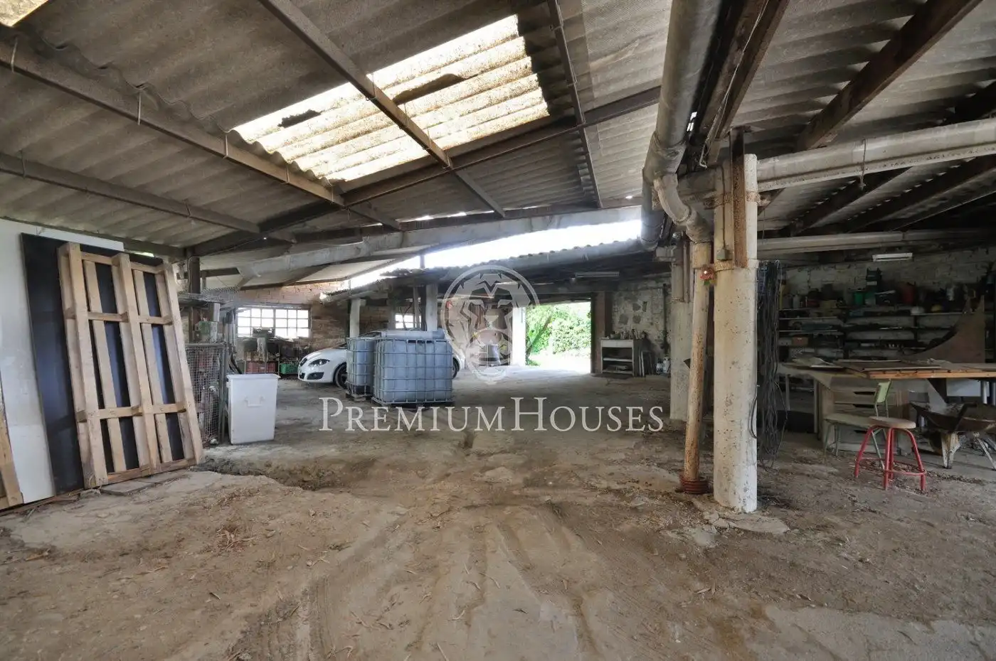 Houses for sale in Tiana