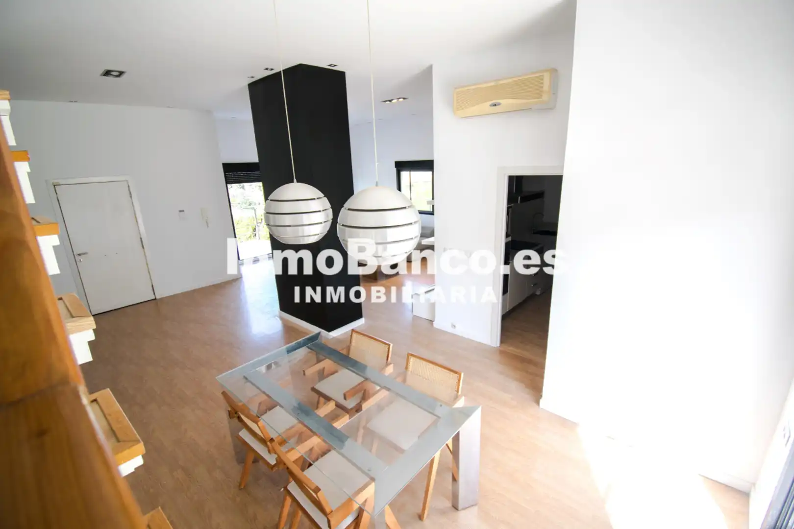 Vista exterior de Casa o chalet en venta en Chiva con Jardín privado, Terraza y Piscina