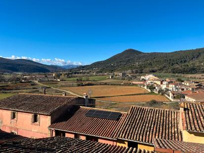 Exterior view of Single-family semi-detached for sale in Montagut i Oix  with Terrace and Balcony