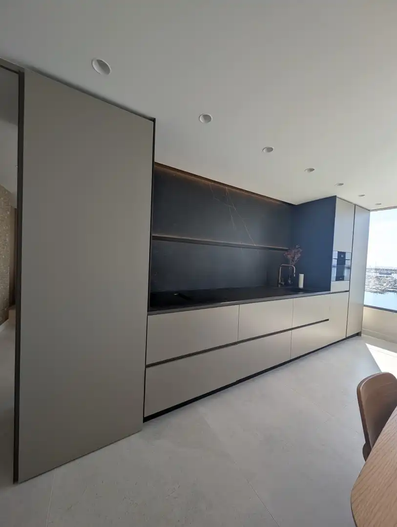 Cocina de Piso de alquiler en Torrevieja con Aire acondicionado, Terraza y Amueblado