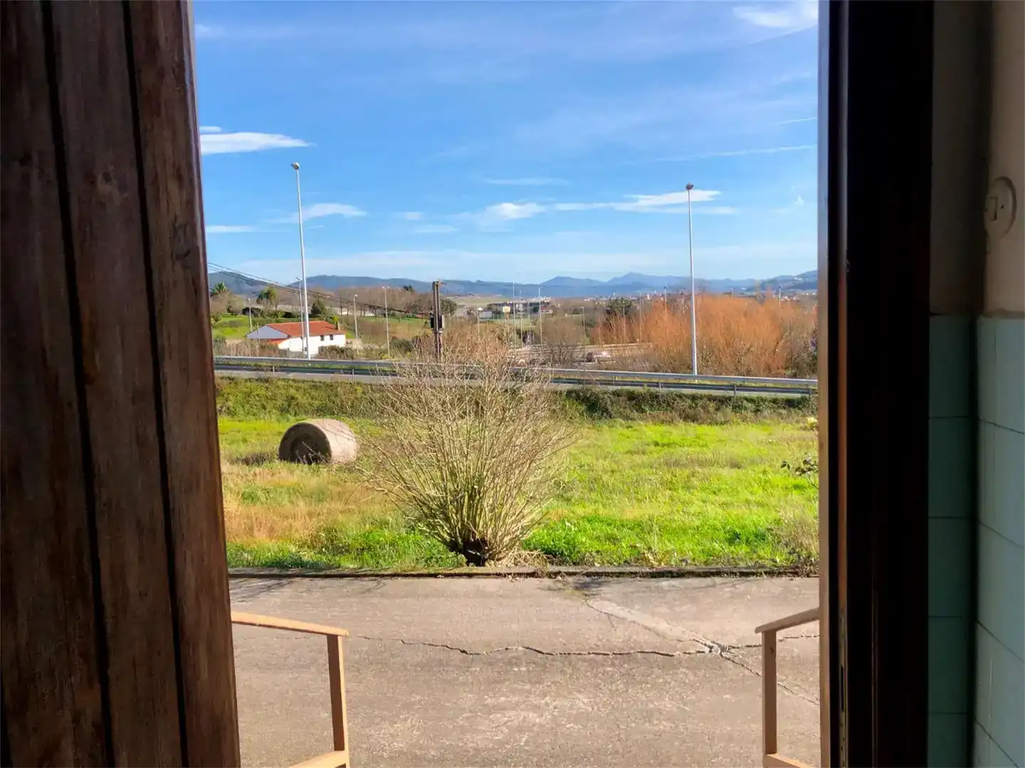 Außenansicht von Country house zum Verkauf in Erandio