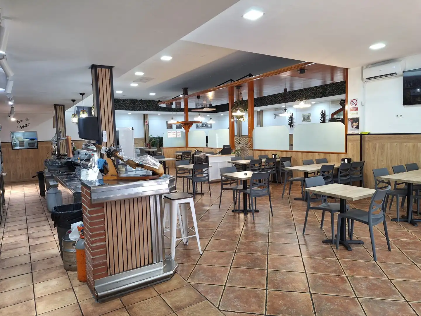 Local comercial en traspaso en Almeda - El Corte Inglés, imagen 6