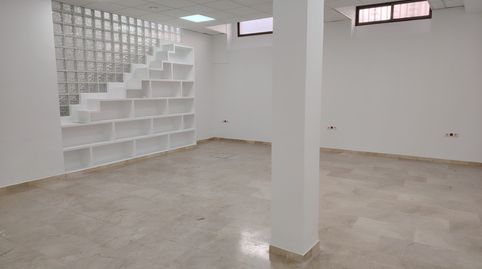 Foto 4 von Geschaftsraum zur Miete in Calle Real, Sanlúcar la Mayor, Sevilla