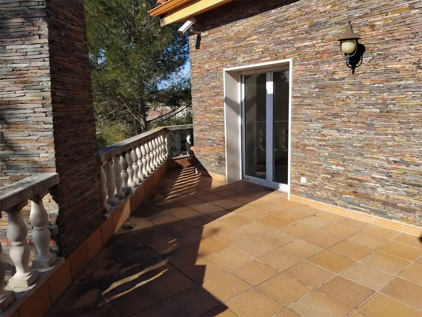 Terrassa de Casa o xalet en venda en Òdena amb Aire condicionat, Piscina i Balcó