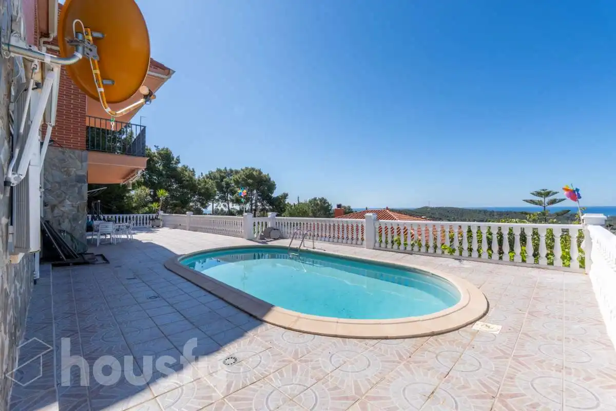 Piscina de Casa o chalet en venta en Cunit con Calefacción, Jardín privado y Terraza