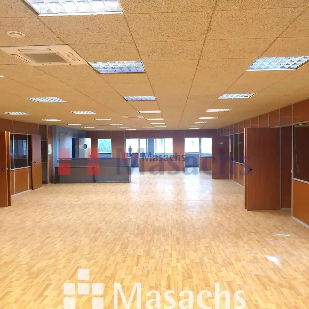 Büro zur Miete in Riudellots de la Selva