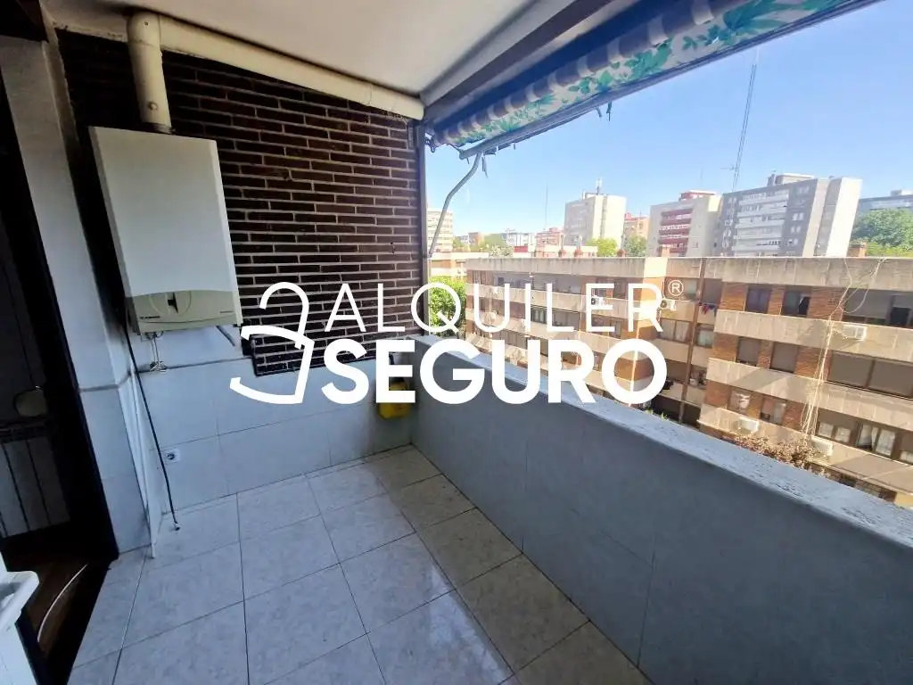 Balcony of Flat for rent in Fuenlabrada  with Air Conditioner, Heating and Terrace