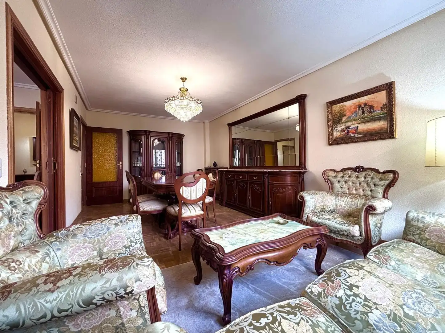 Sala de estar de Piso en venta en Salamanca con Calefacción, Parquet y Amueblado