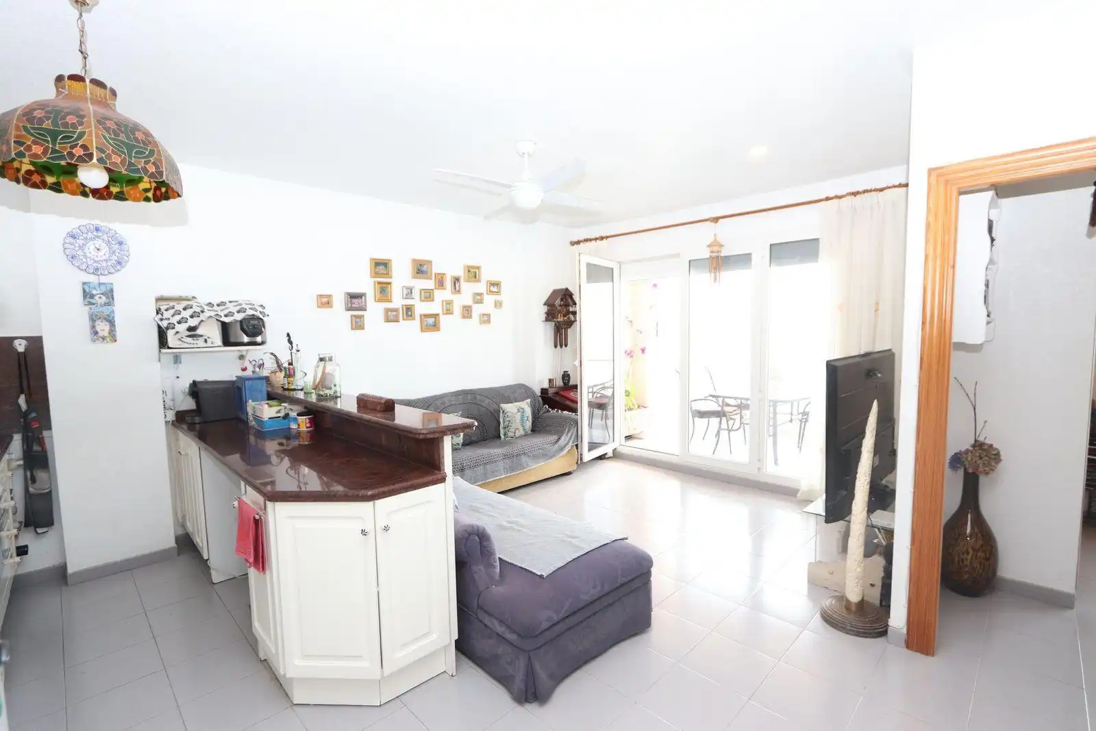 Sala de estar de Apartamento en venta en Orihuela con Terraza y Piscina comunitaria