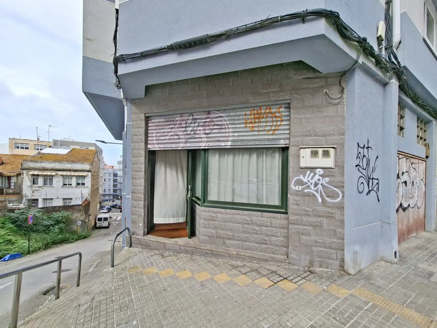 Locale commerciale in cessione a Rúa Antonio Ríos, imagen 2