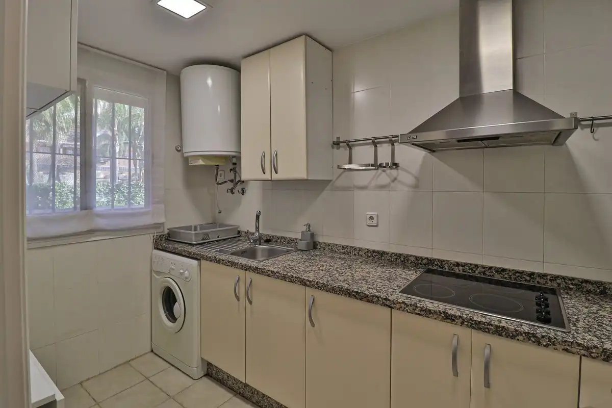 Flat with pool for sale in Casares - Casares,Casares costa,UrbanizaciÃÂ³n Vista Bahia, imagen 6
