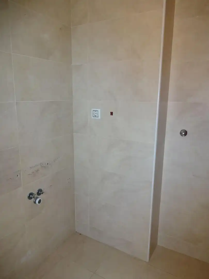 Baño de Piso en venta en Mataró con Aire acondicionado, Calefacción y Piscina comunitaria