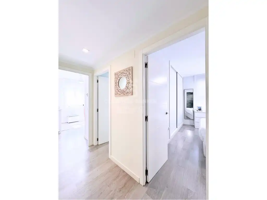 Flat for sale in Valencia  with Air Conditioner, Terrace and Community pool