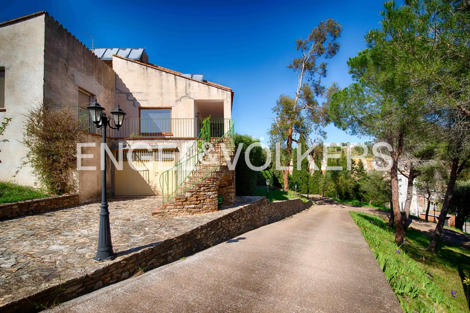 Außenansicht von Country house zum Verkauf in Rabós mit Heizung, Privatgarten und Terrasse