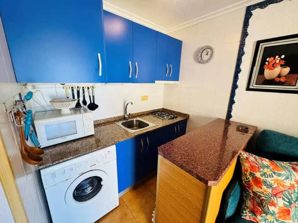 Kitchen of Flat for sale in Torrevieja  with Furnished and Community pool