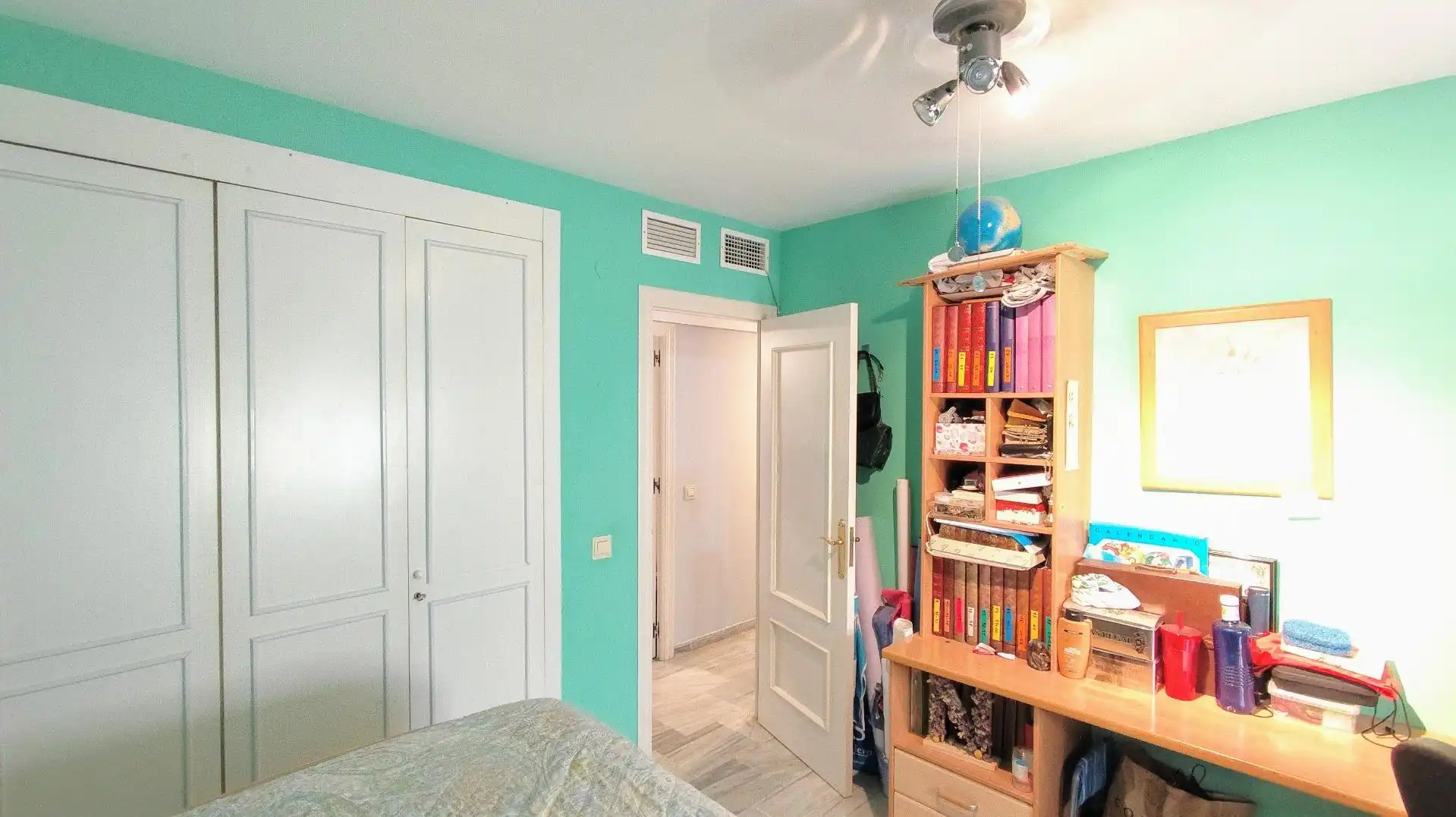 Habitación de Piso en venta en Torremolinos con Aire acondicionado, Jardín privado y Terraza