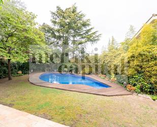 Swimming pool of House or chalet for sale in Sant Cugat del Vallès  with Air Conditioner, Heating and Private garden