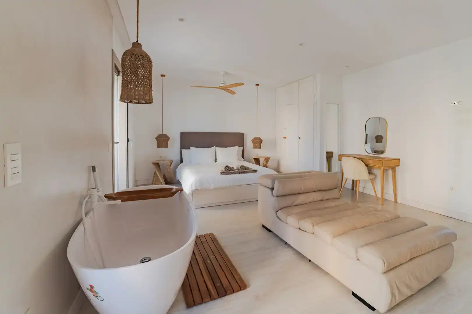 Habitación de Casa o chalet en venta en Torremolinos con Aire acondicionado, Jardín privado y Parquet