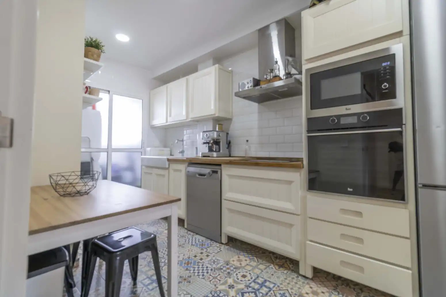 Cocina de Piso en venta en Sevilla con Aire acondicionado y Balcón
