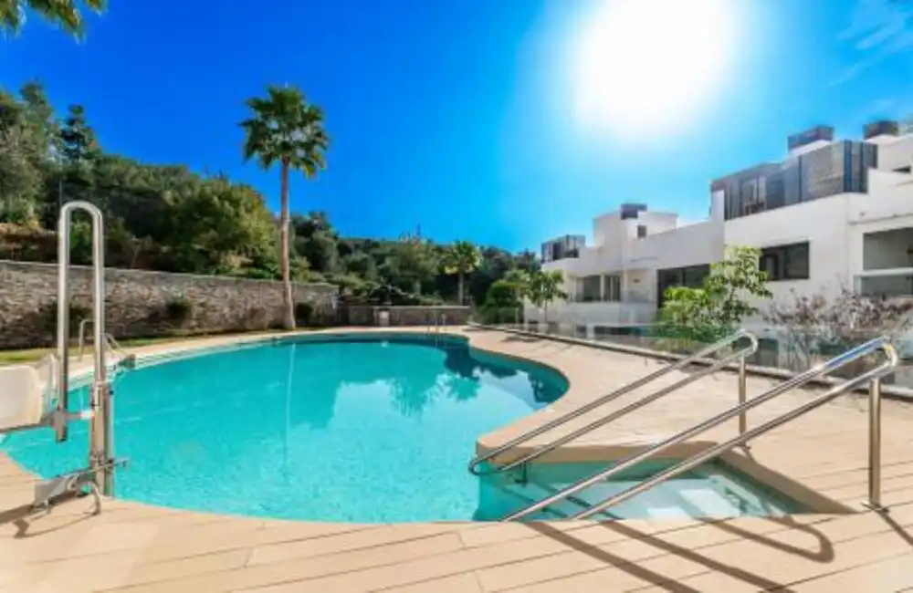 Piscina de Apartamento de alquiler en Marbella con Aire acondicionado, Terraza y Trastero