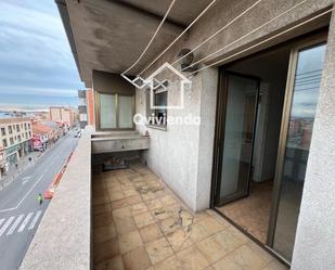 Vista exterior de Àtic en venda en Sabadell amb Terrassa