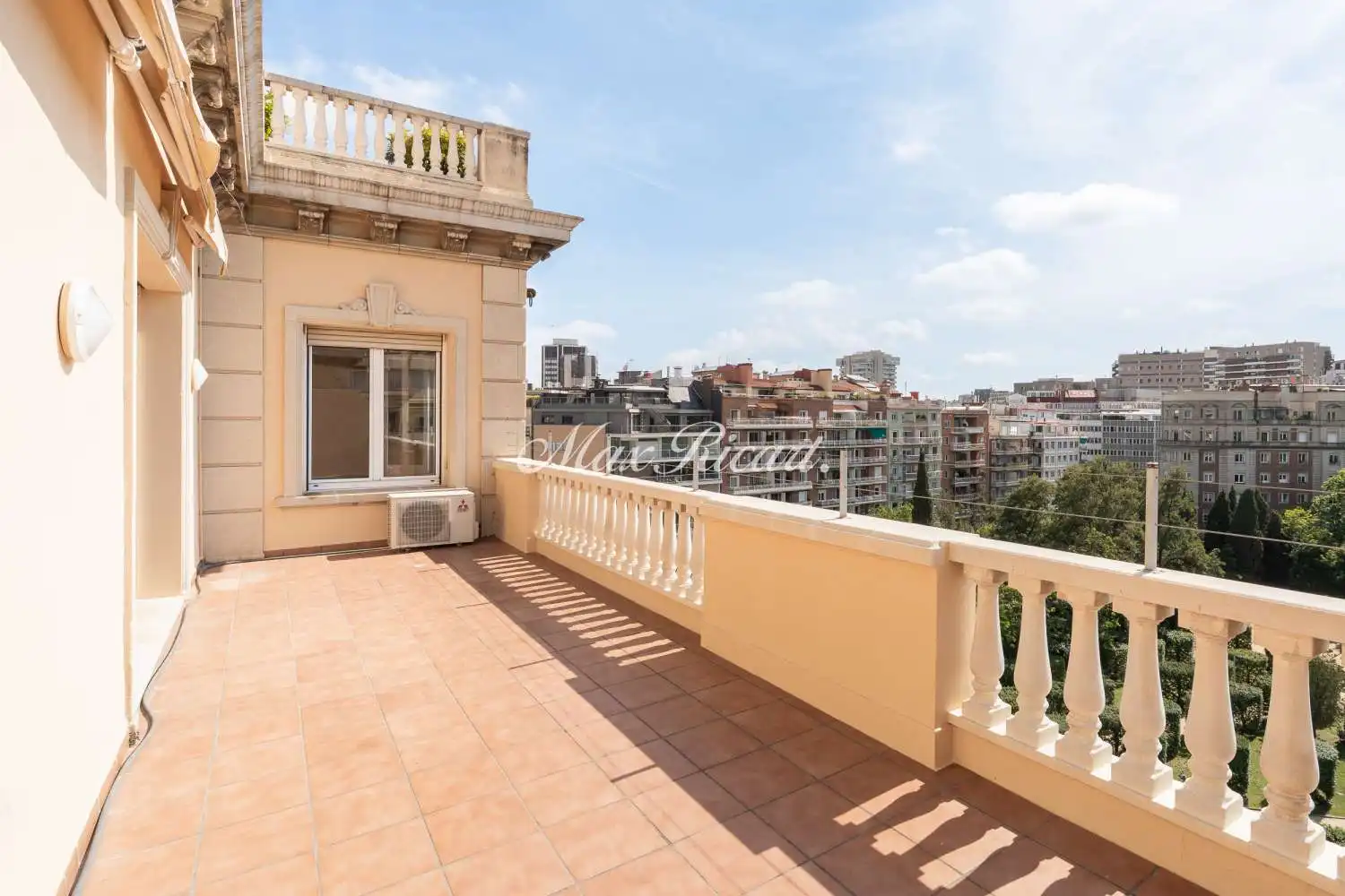 Terraza de Ático de alquiler en Barcelona con Aire acondicionado, Calefacción y Terraza