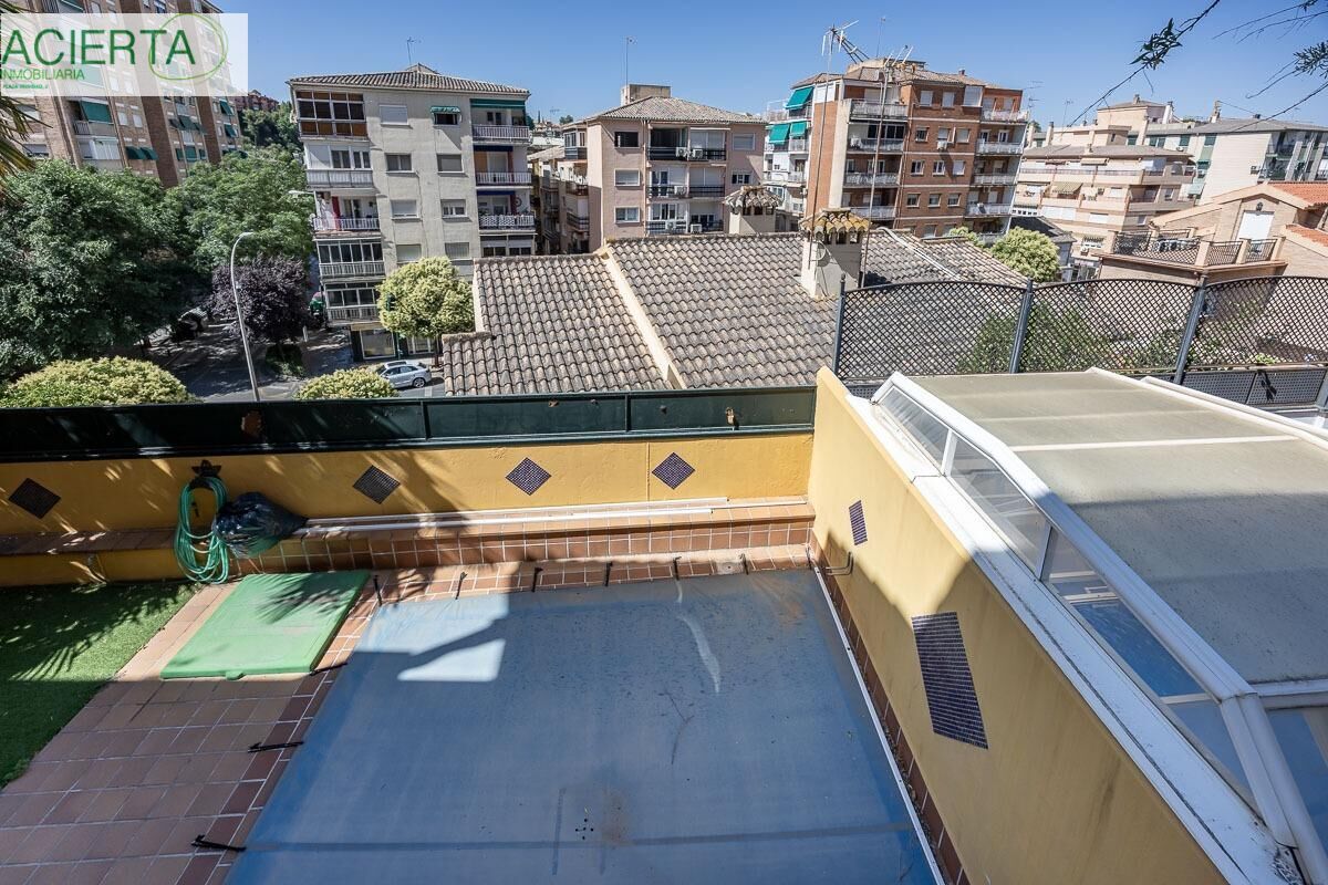 Terraza de Casa o chalet en venta en  Granada Capital con Aire acondicionado, Calefacción y Jardín privado