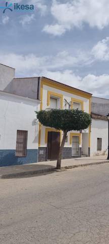Casa adosada en Venta en Bienvenida