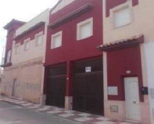 Vista exterior de Pis en venda en La Victoria amb Piscina comunitària