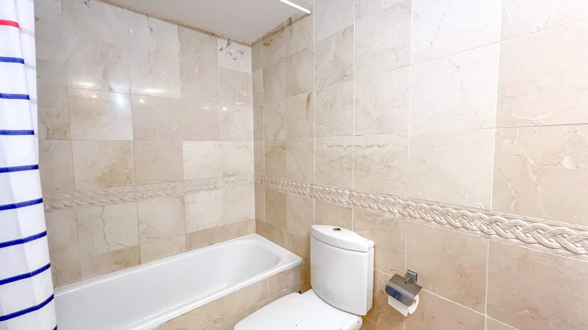 Maison mitoyenne avec piscine à vendre à Las Chapas - El Rosario, imagen 23