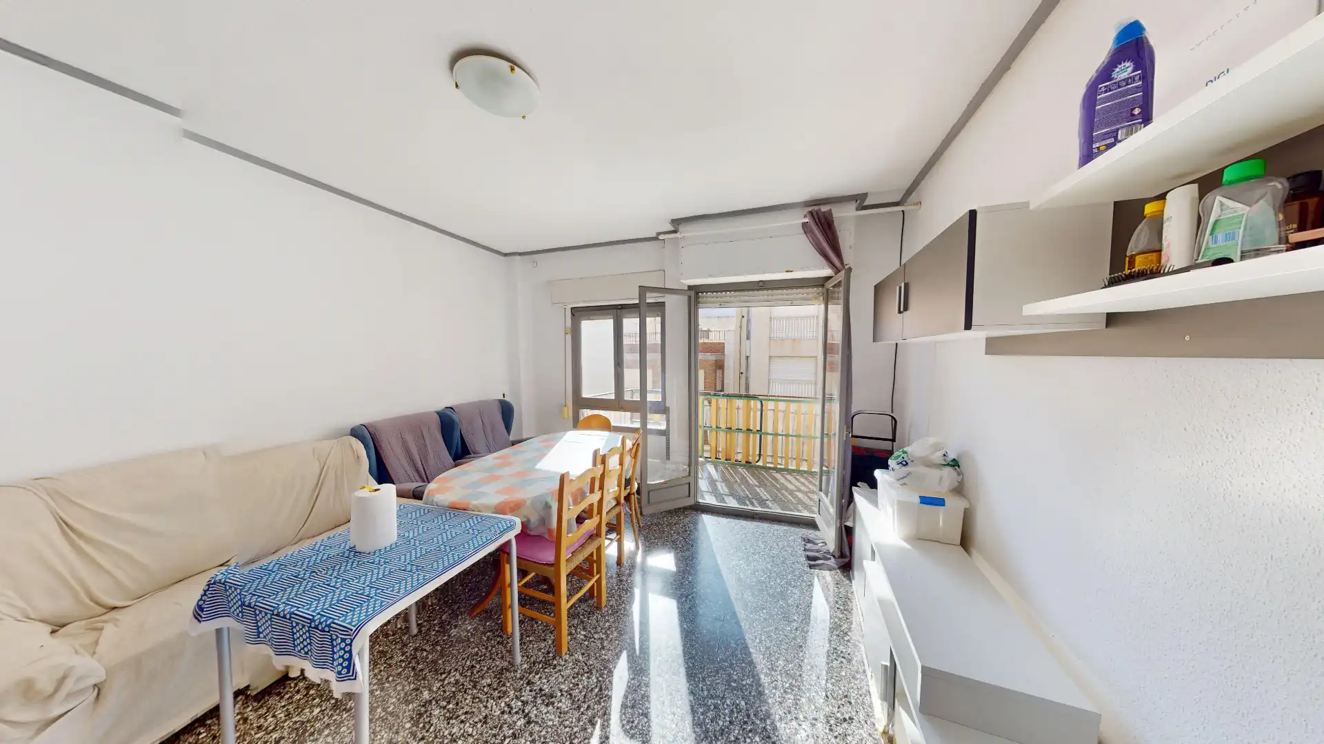 Terraza de Piso en venta en Elche / Elx con Amueblado y Balcón