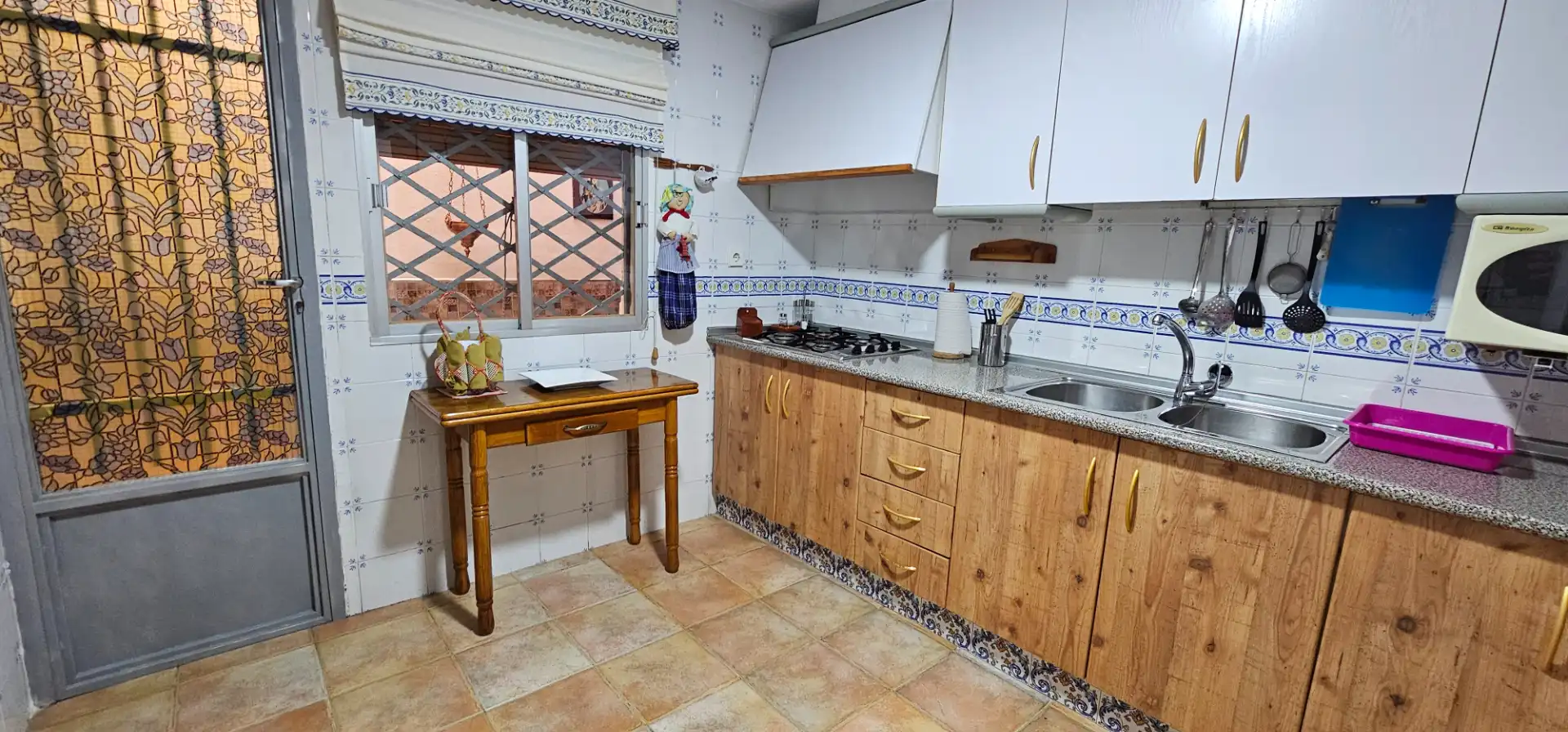 Cocina de Casa o chalet de alquiler en Totana con Jardín privado, Terraza y Trastero