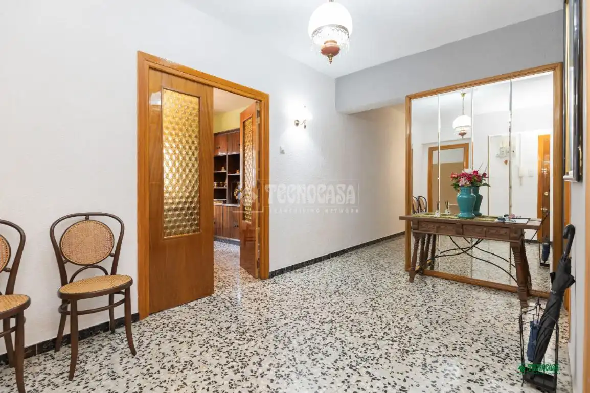 Piso en venta en Almería con Aire acondicionado