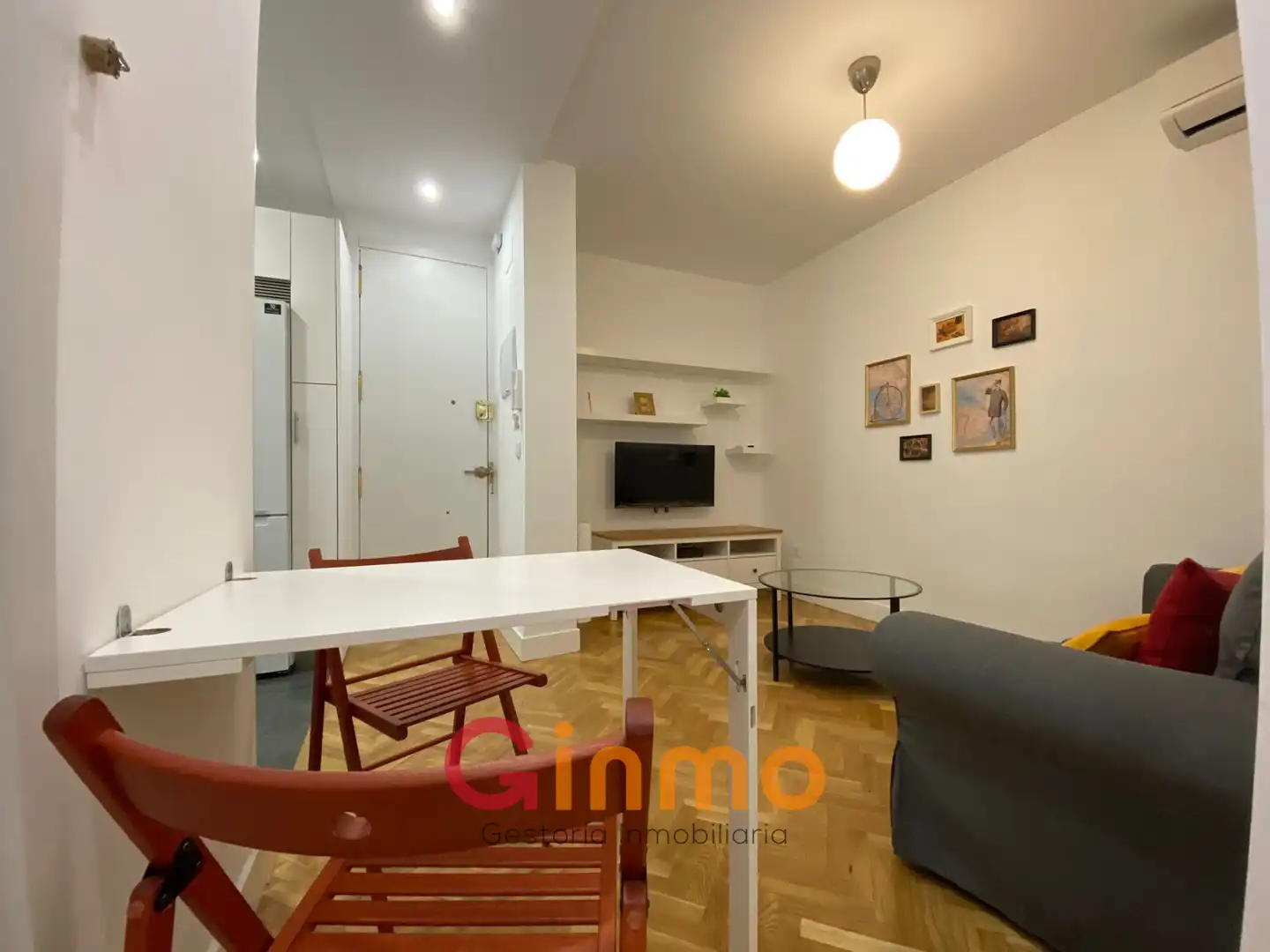 Wohnzimmer von Wohnung zur Miete in Madrid mit Klimaanlage, Möbliert und Ofen