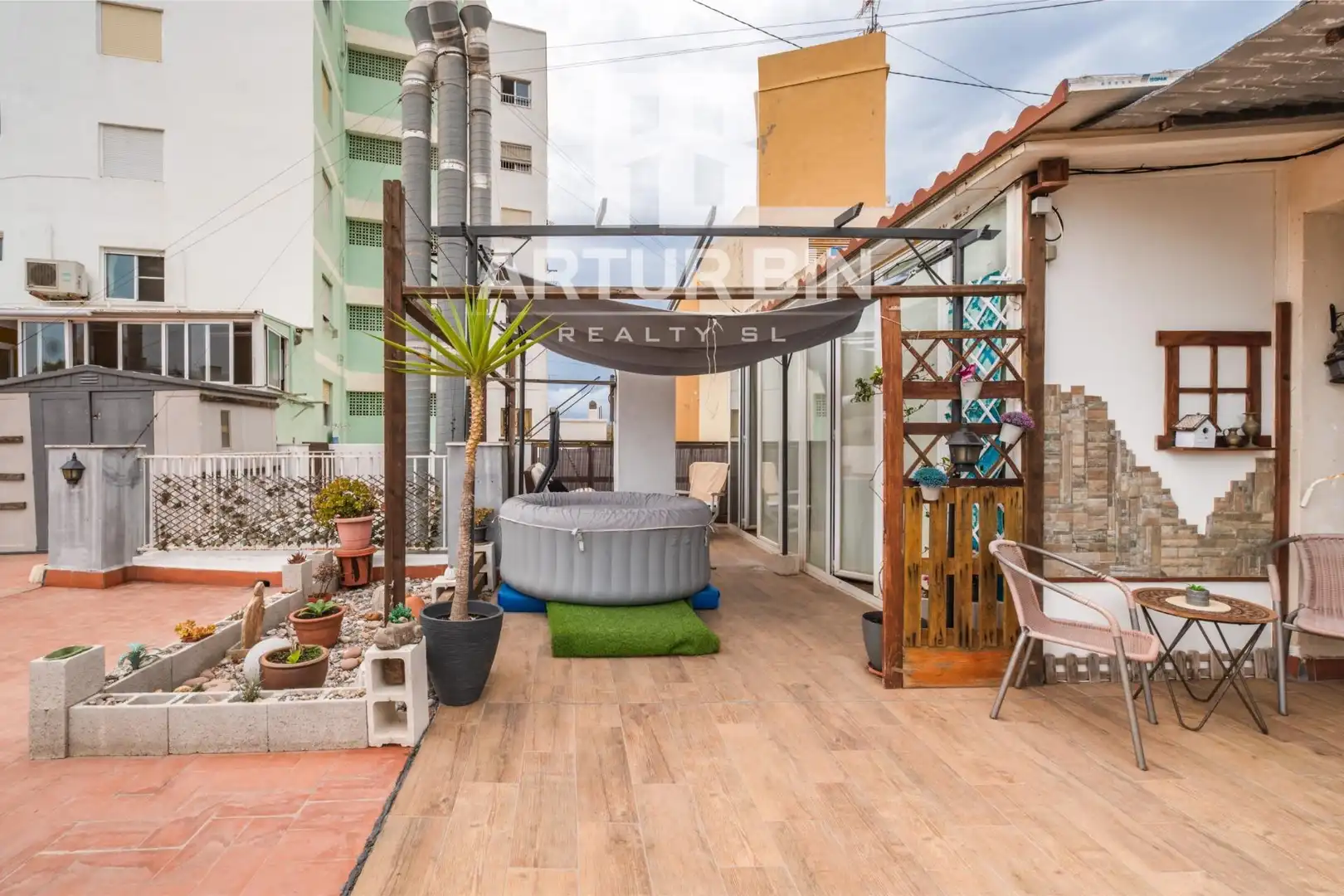 Attic for sale in El Faro