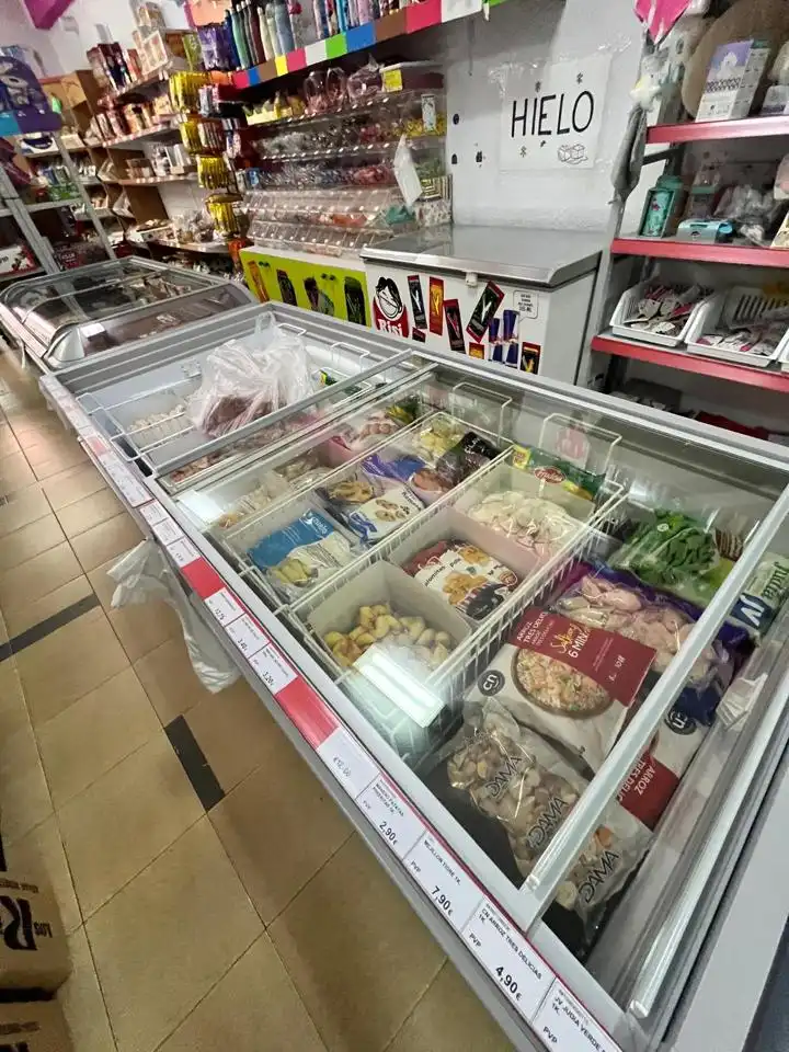 Geschaftsraum zur Miete in Avenida los Caídos, Ahigal