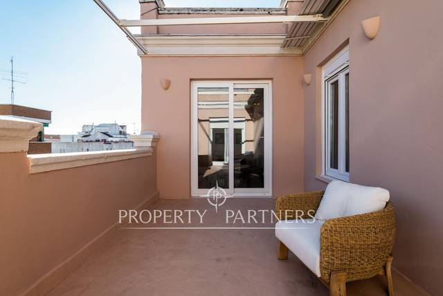 Ático en Venta en Calle de Ponzano en Ríos Rosas - Nuevos Ministerios