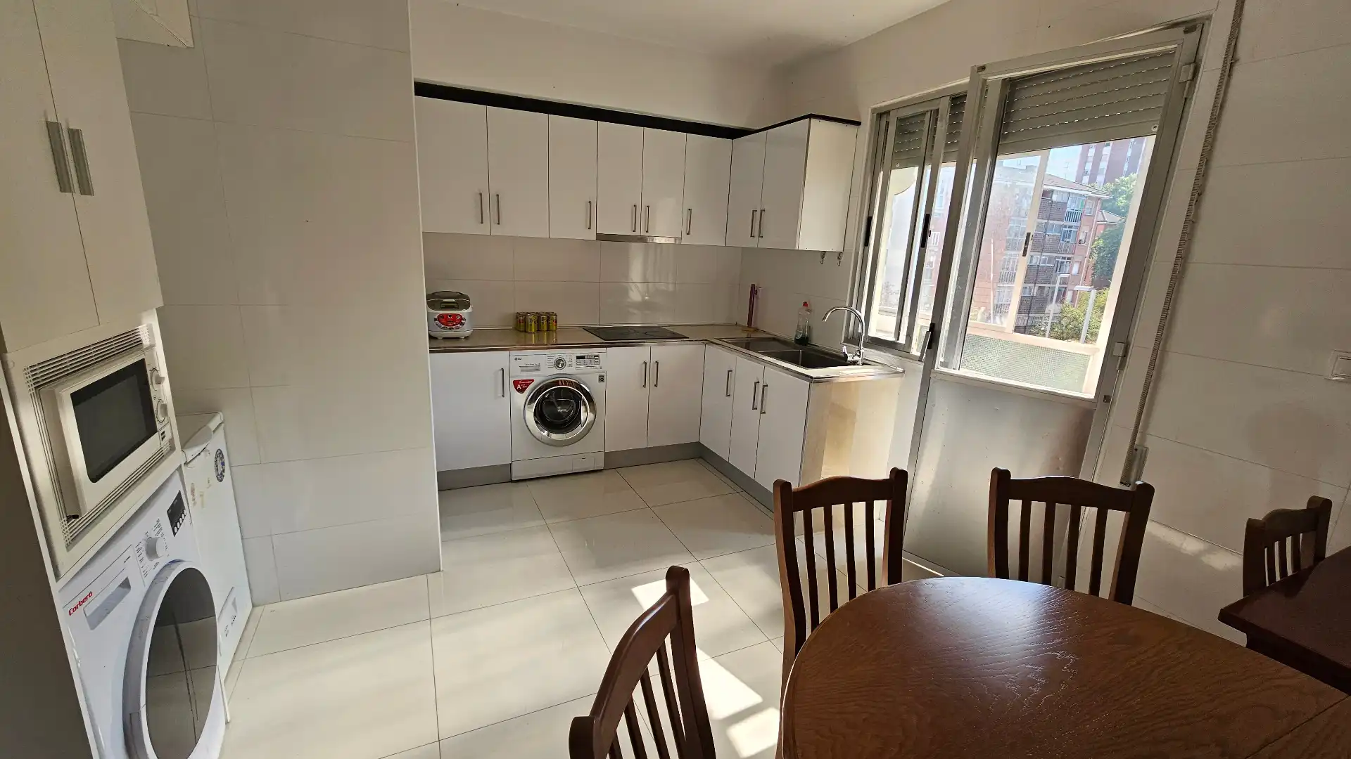 Cuina de Pis en venda en Vitoria - Gasteiz amb Parquet, Terrassa i Traster