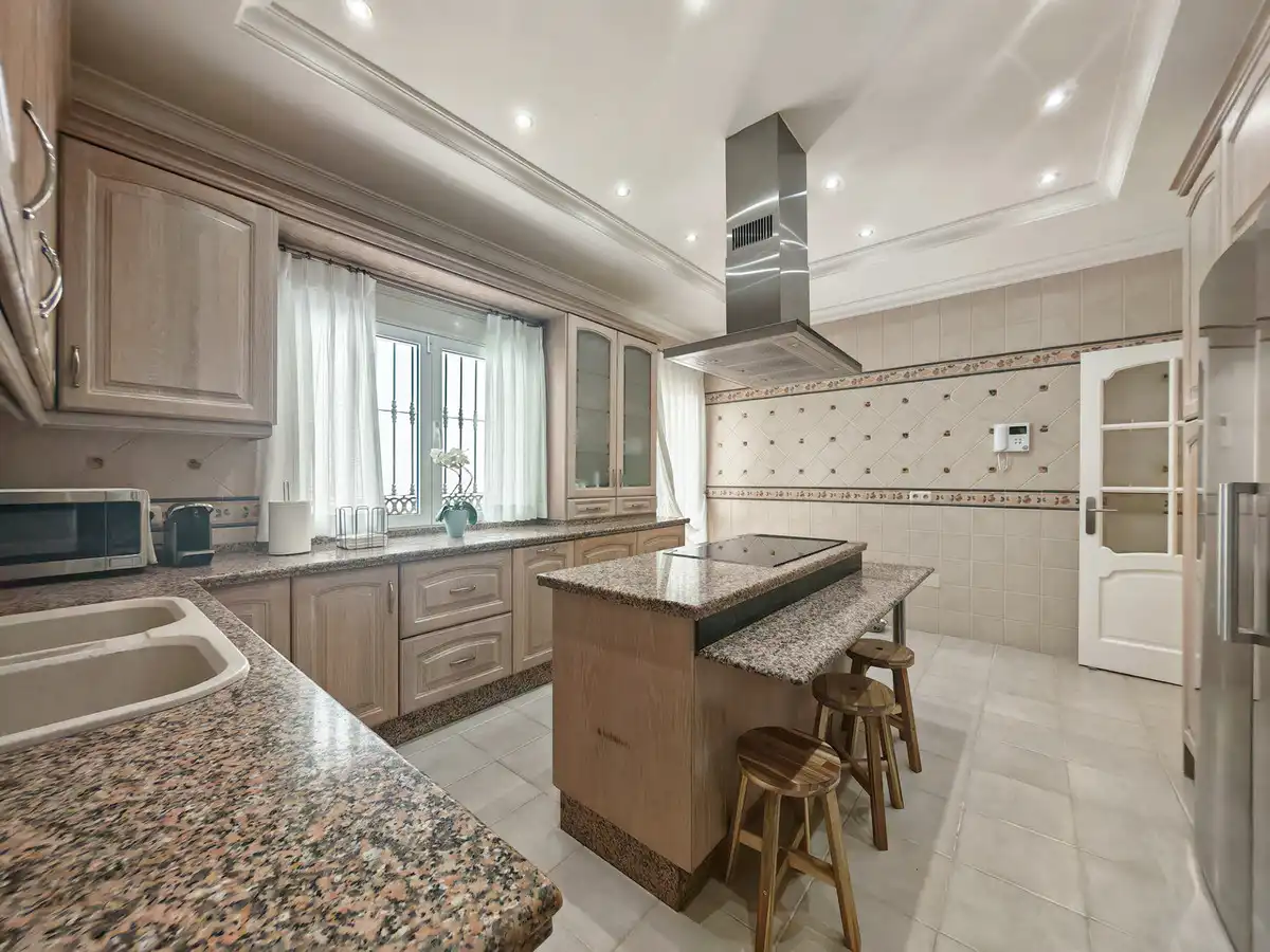 Kitchen of Houses for sale in Marbella  with Air Conditioner, Heating and Private garden