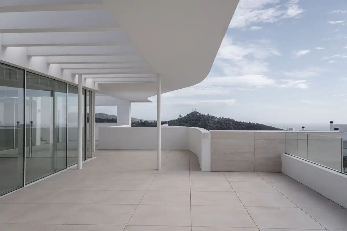Terraza de Dúplex en venta en Marbella con Terraza y Piscina comunitaria