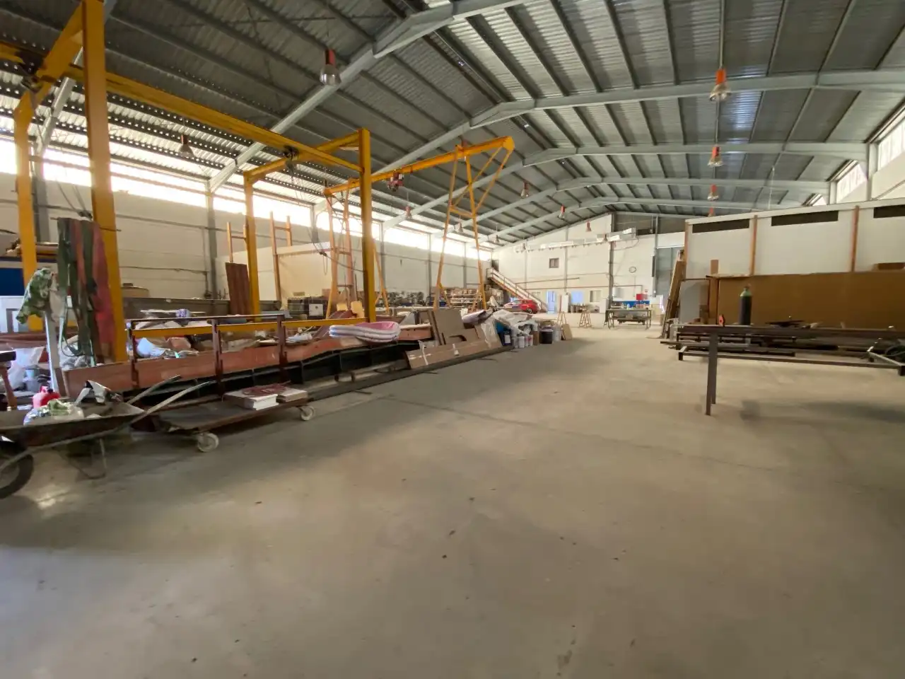 Industrial buildings for sale in Tocina