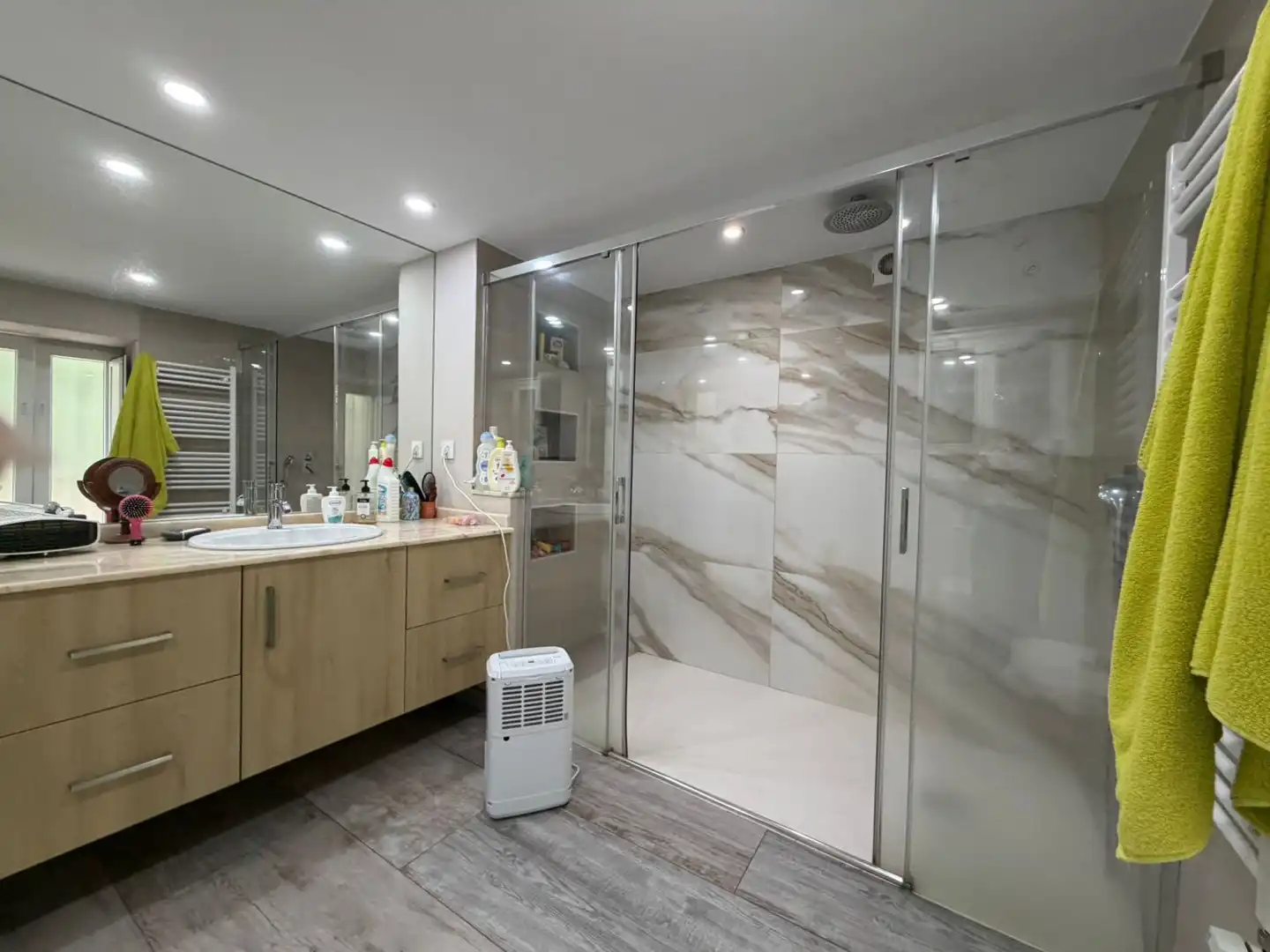 Baño de Casa o chalet de alquiler en A Laracha   con Calefacción, Terraza y Trastero