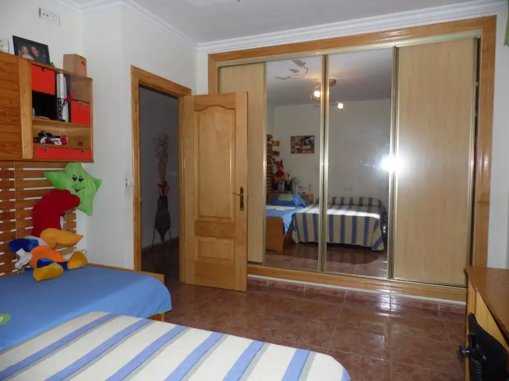 Chalet con piscina en venta en Alcaucín, imagen 21