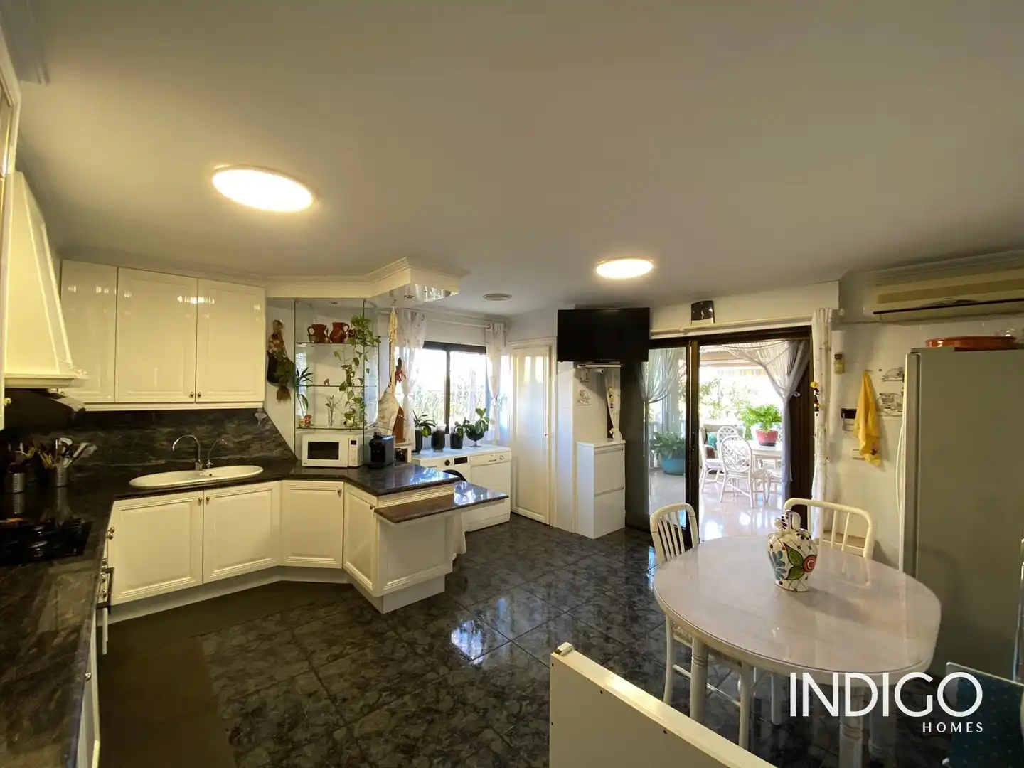 Kitchen of Houses for sale in San Vicente del Raspeig / Sant Vicent del Raspeig  with Air Conditioner, Heating and Terrace