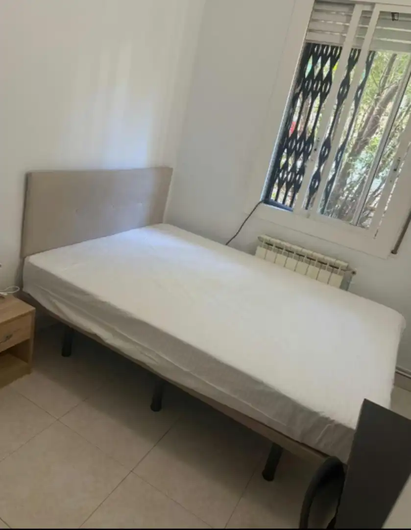 Bedroom of Apartments for share in Barcelona  with Furnished, Washing machine and Internet