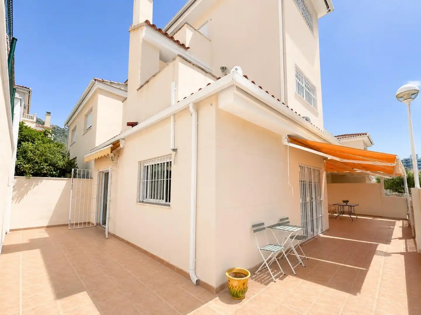 Detached homes for sale in Calle LLENTISCLE, Racó