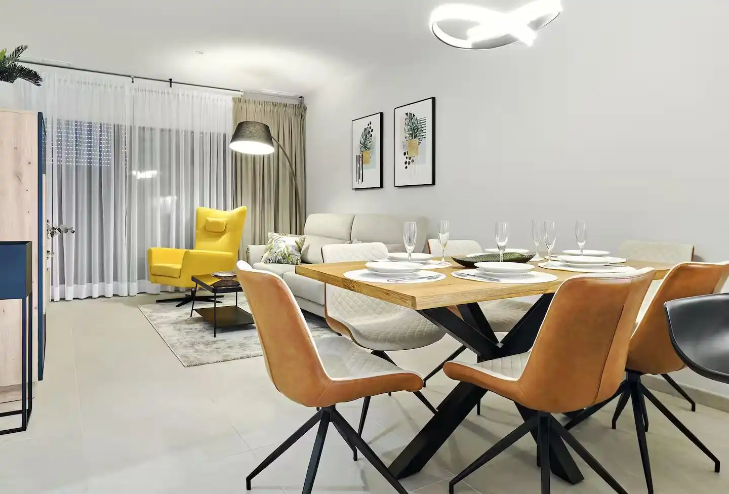 Sala d'estar de Planta baixa en venda en Orihuela amb Aire condicionat, Jardí privat i Terrassa