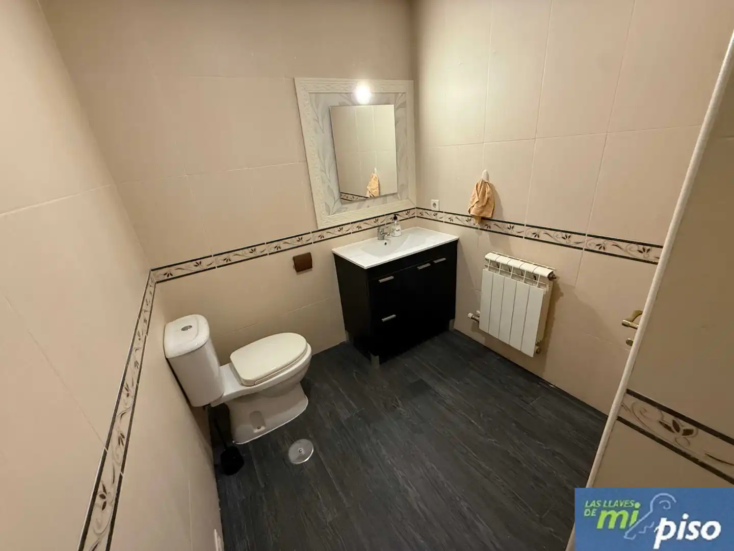 Baño de Piso en venta en Villanubla con Calefacción, Parquet y Horno